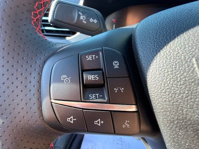 Certified 2023 Ford Escape ST-Line w/ Tech Pack #1 AWD/4WD image 16
