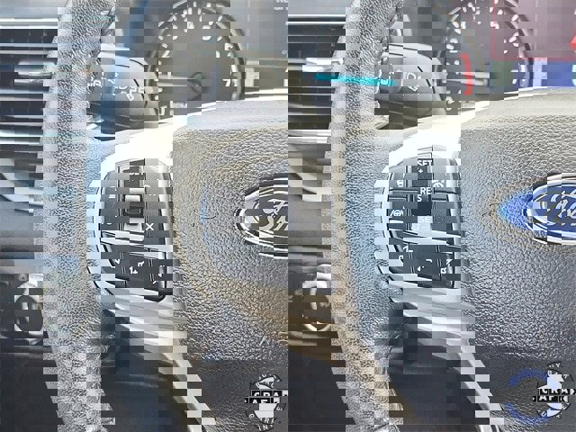 Certified 2022 Ford Explorer XLT w/ Equipment Group 202A image 14