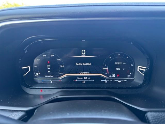 Used 2024 GMC Yukon XL Denali AWD/4WD image 32