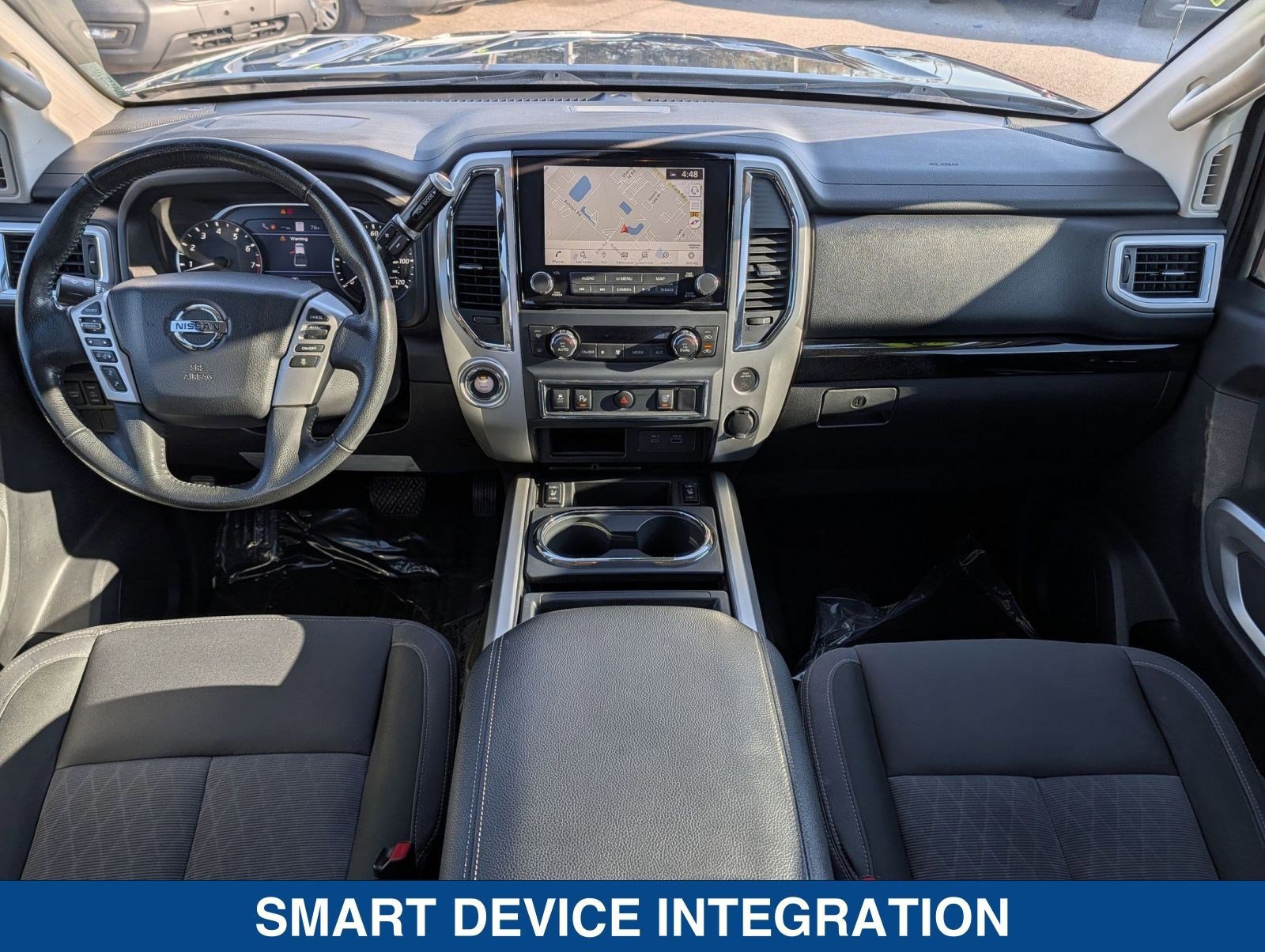 Used 2021 Nissan Titan SV w/ SV Convenience Package image 16