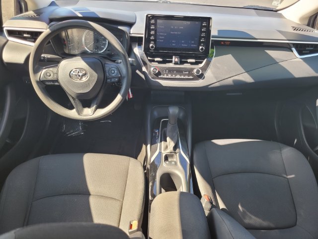 Used 2020 Toyota Corolla LE FWD image 16
