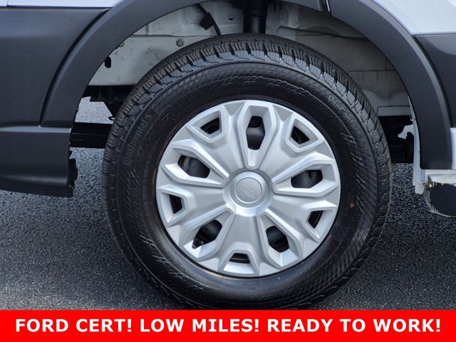 Certified 2025 Ford Transit 250 Low Roof w/ Exterior Upgrade Package RWD image 9