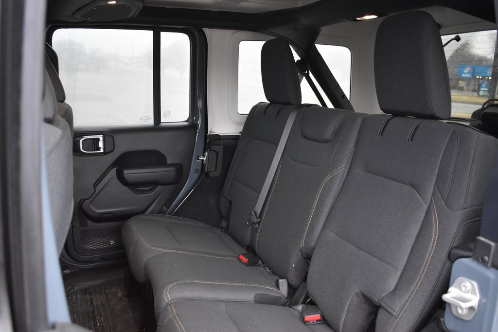 Used 2024 Jeep Wrangler Sport S image 7