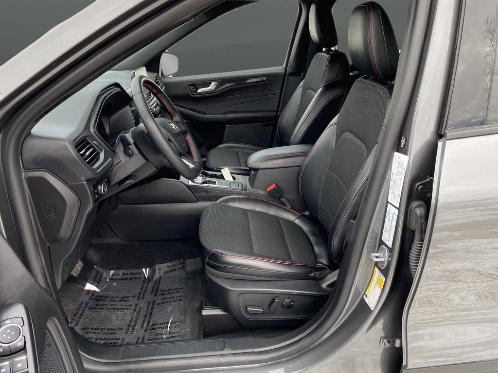 Certified 2025 Ford Escape ST-Line Select image 10