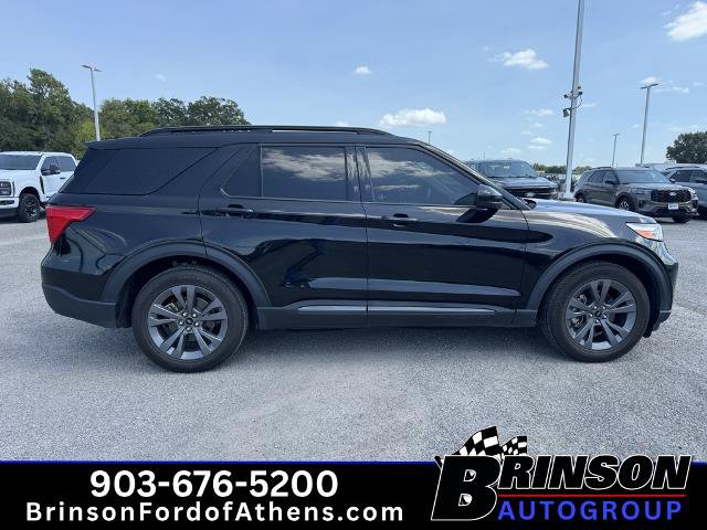 Certified 2023 Ford Explorer XLT w/ Equipment Group 202A RWD image 4