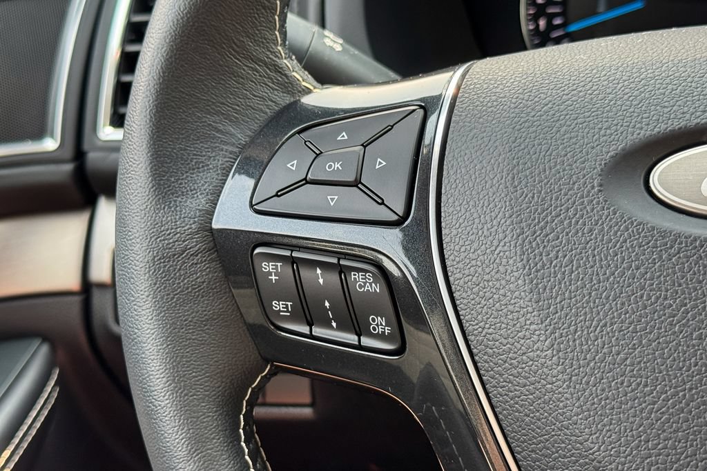 Certified 2018 Ford Explorer Platinum AWD/4WD image 34