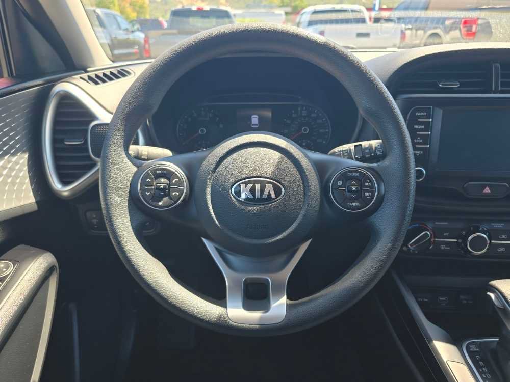 Used 2021 Kia Soul LX FWD image 11