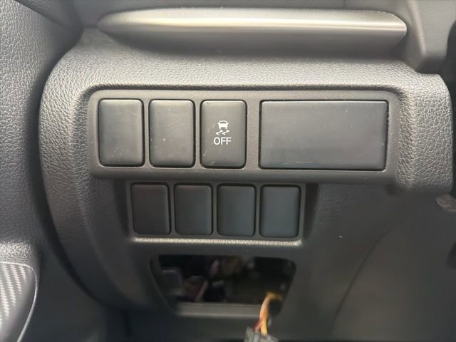 Used 2020 Mitsubishi Eclipse Cross ES image 21