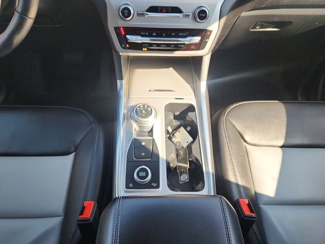 Certified 2022 Ford Explorer XLT w/ Equipment Group 202A image 18