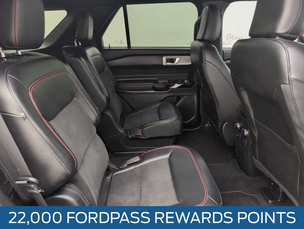 Certified 2023 Ford Explorer ST-Line w/ Class IV Trailer Tow Package image 19