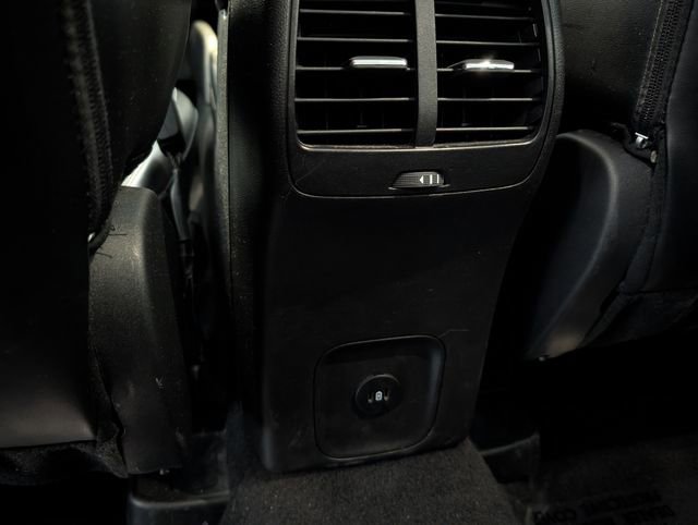 Certified 2024 Ford Escape Platinum AWD/4WD image 28