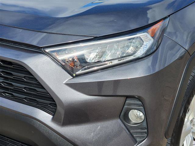Used 2021 Toyota RAV4 XLE FWD image 7