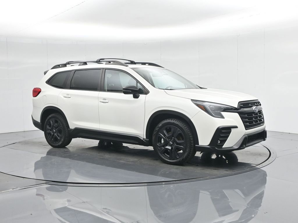 Used 2023 Subaru Ascent Onyx Edition image 2