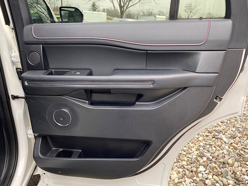 Certified 2023 Ford Expedition Limited image 36