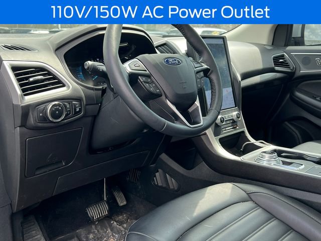 Certified 2024 Ford Edge SEL w/ Convenience Package AWD/4WD image 3