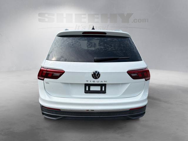 Used 2023 Volkswagen Tiguan SE FWD image 14