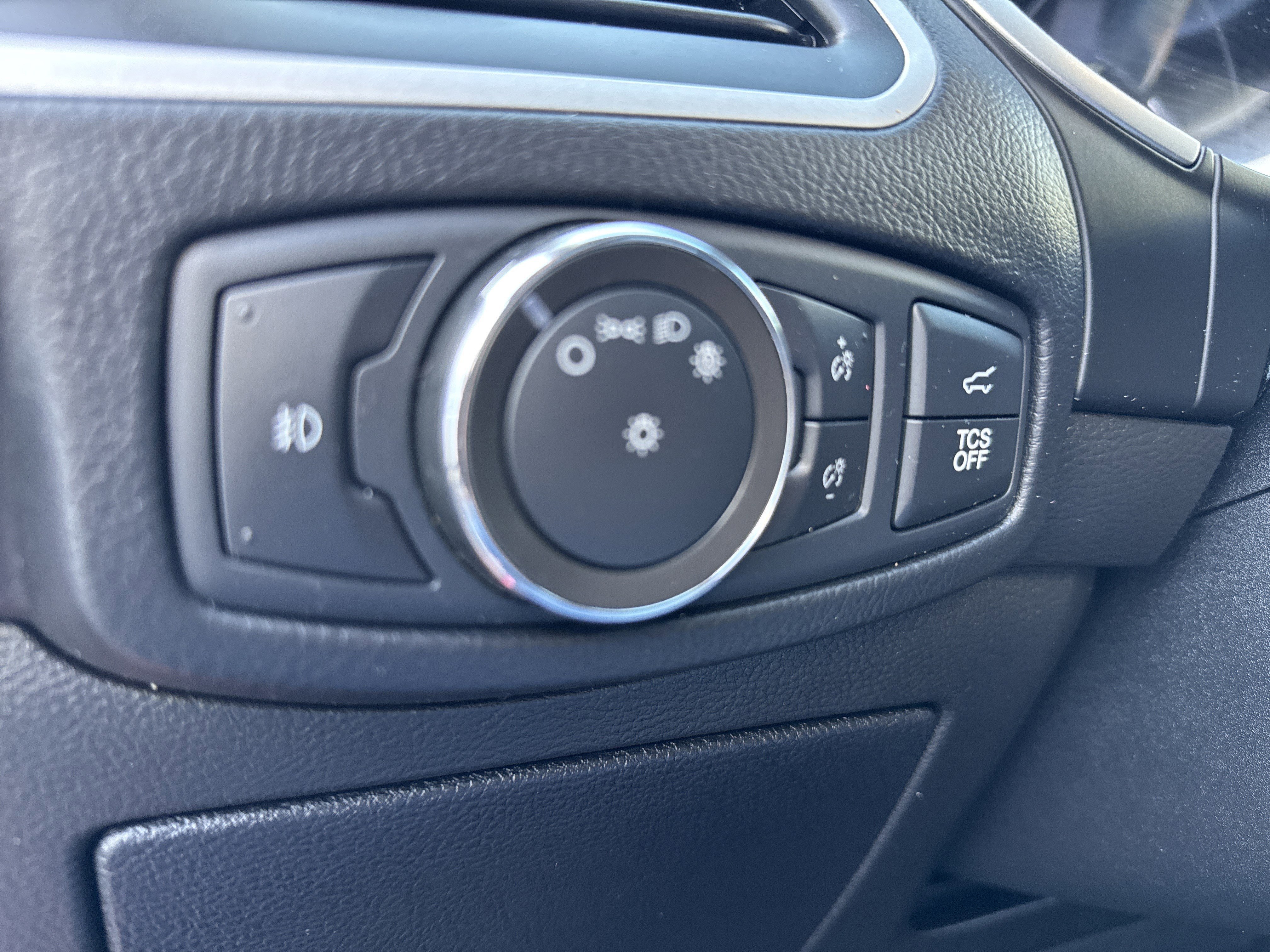 Certified 2021 Ford Edge SEL w/ Convenience Package image 37