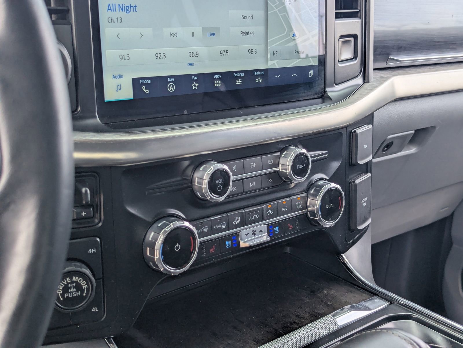 Certified 2023 Ford F150 Lariat w/ Trailer Tow Package image 22