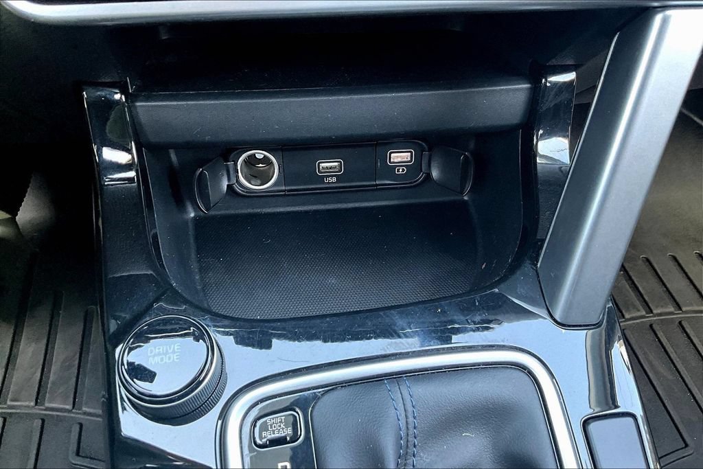 Used 2023 Kia Seltos S w/ Navigation Package FWD image 17