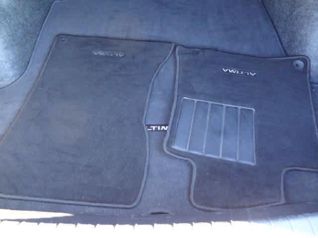 Used 2024 Nissan Altima 2.5 SV FWD image 9