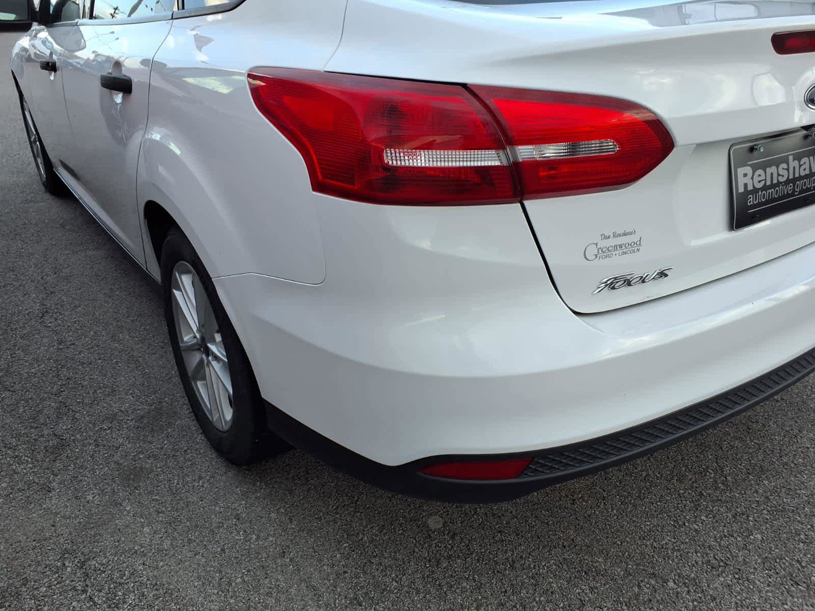 Certified 2018 Ford Focus S FWD image 17