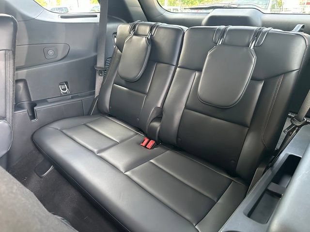 Certified 2026 Ford Explorer ST-Line w/ ST-Line Street Pack RWD image 16