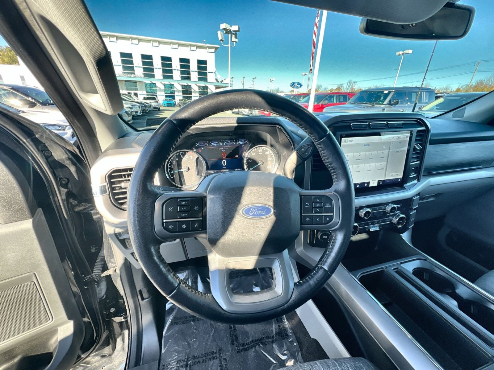 Certified 2022 Ford F150 XLT w/ Equipment Group 302A High image 16