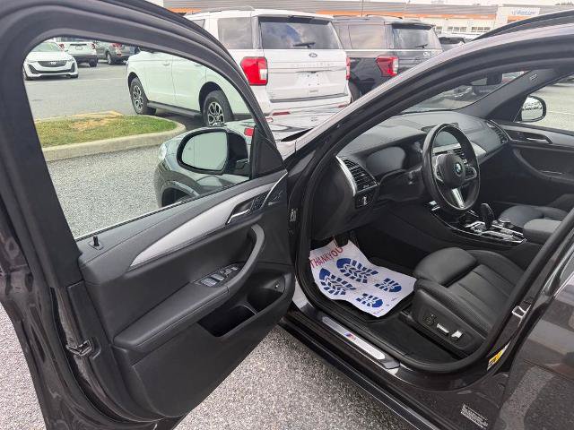 Used 2021 BMW X3 xDrive30e w/ M Sport Package AWD/4WD image 9
