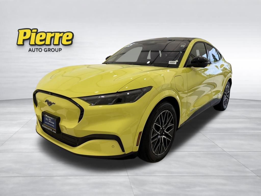 Certified 2025 Ford Mustang Mach-E Premium AWD/4WD image 1