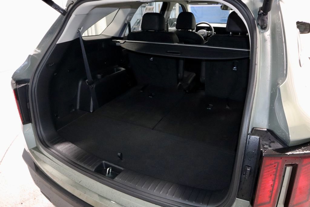 Used 2025 Kia Sorento X-Line EX image 16