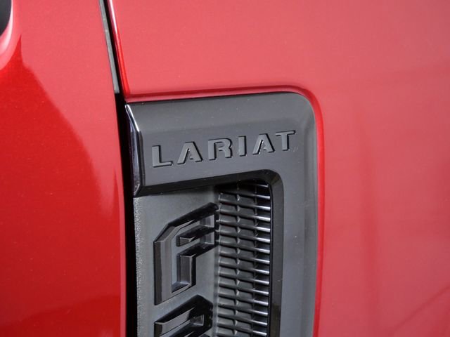 Certified 2022 Ford F250 Lariat w/ Black Appearance Package AWD/4WD image 9