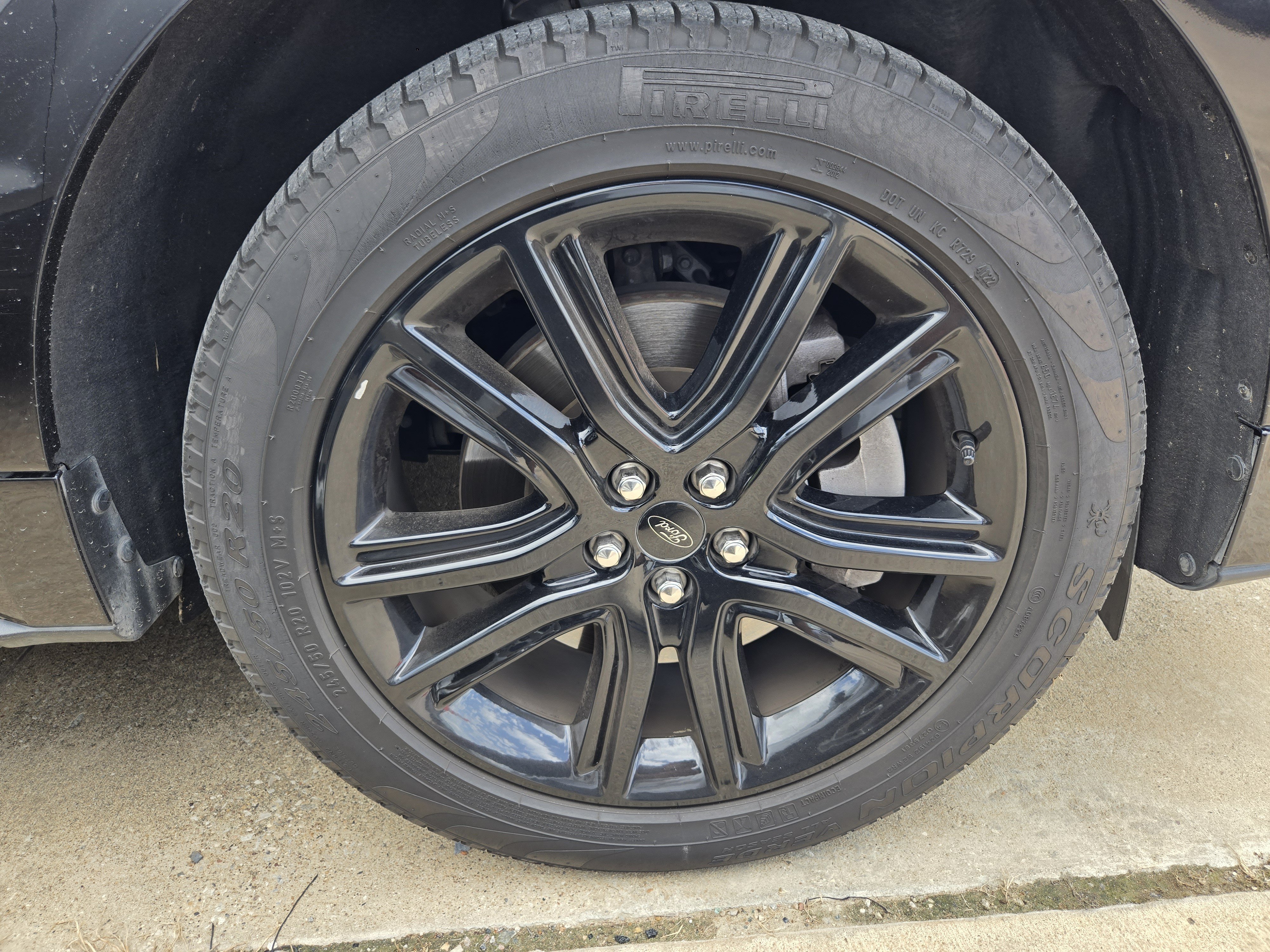Certified 2023 Ford Edge ST-Line AWD/4WD image 9