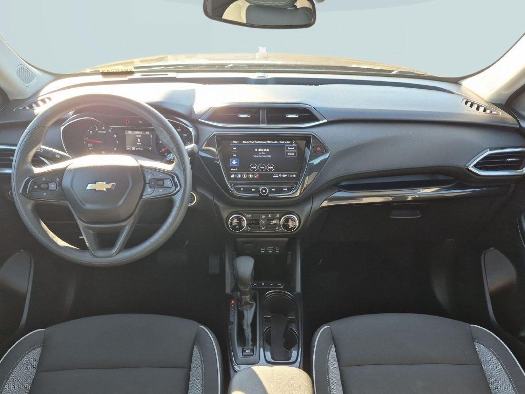Used 2023 Chevrolet TrailBlazer LT w/ Convenience Package AWD/4WD image 20