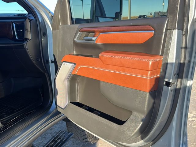 Used 2024 GMC Sierra 2500 Denali Ultimate image 11