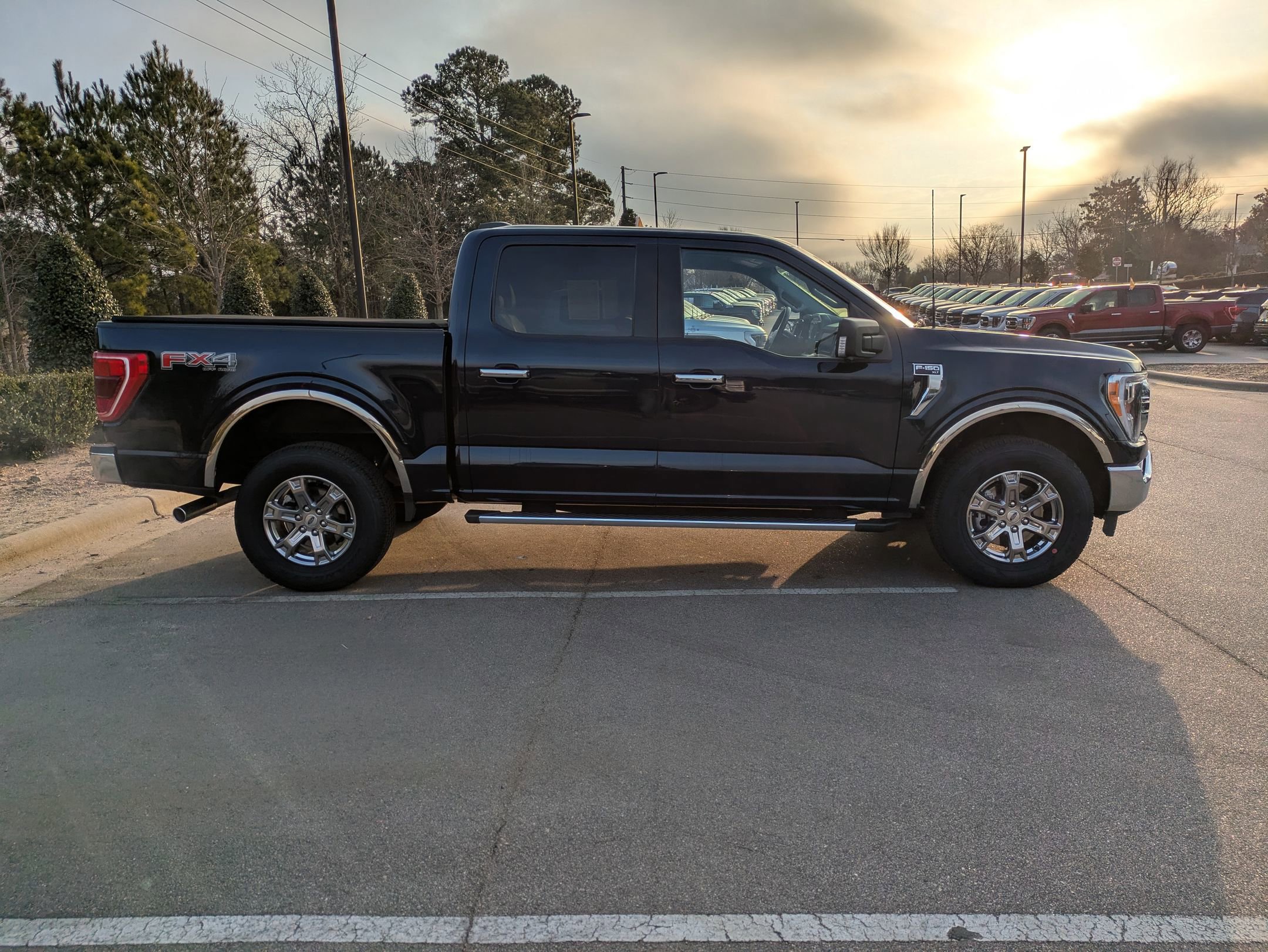 Certified 2022 Ford F150 XLT w/ Equipment Group 302A High image 9