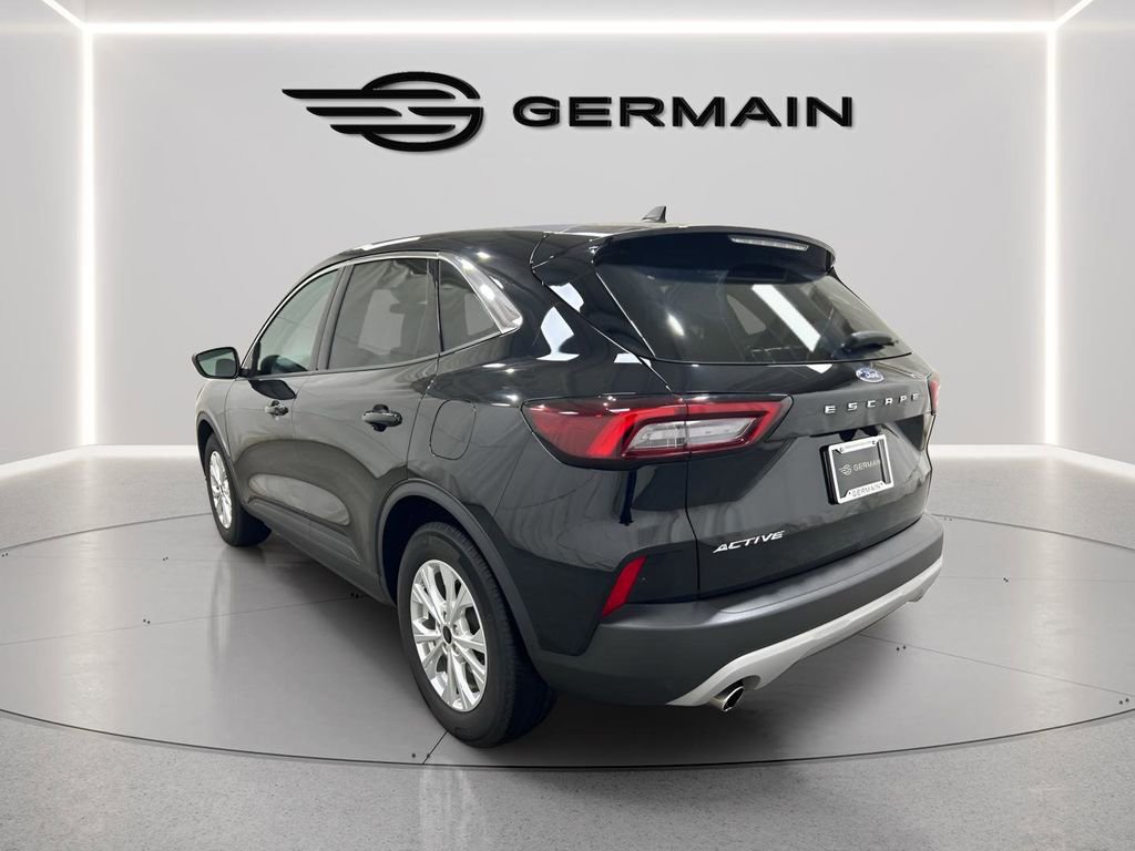 Certified 2024 Ford Escape Active w/ Cold Weather Package FWD image 5