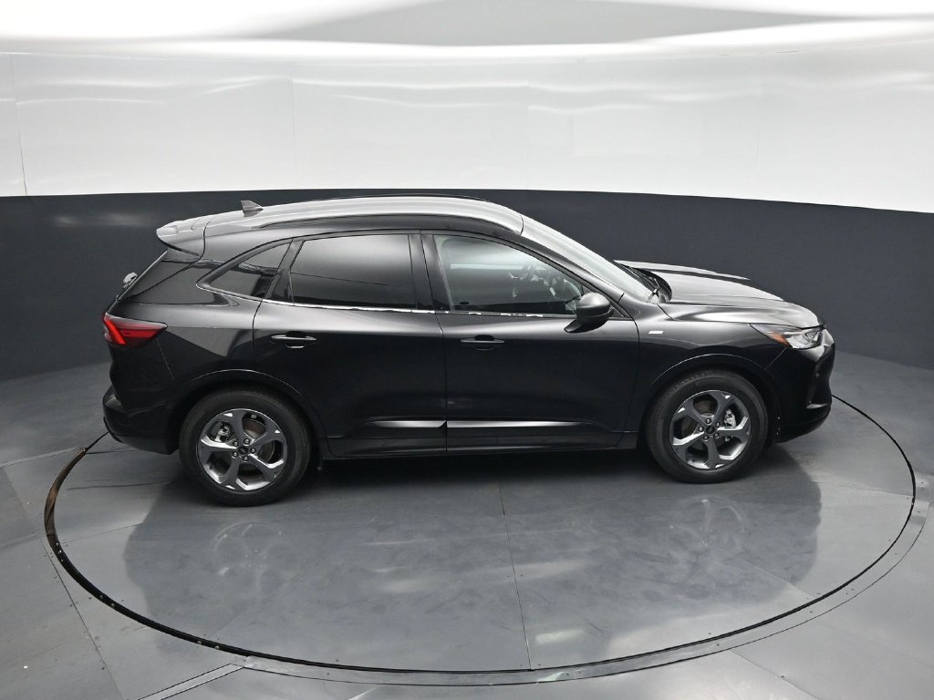 Certified 2023 Ford Escape ST-Line w/ Tech Pack #1 FWD image 36