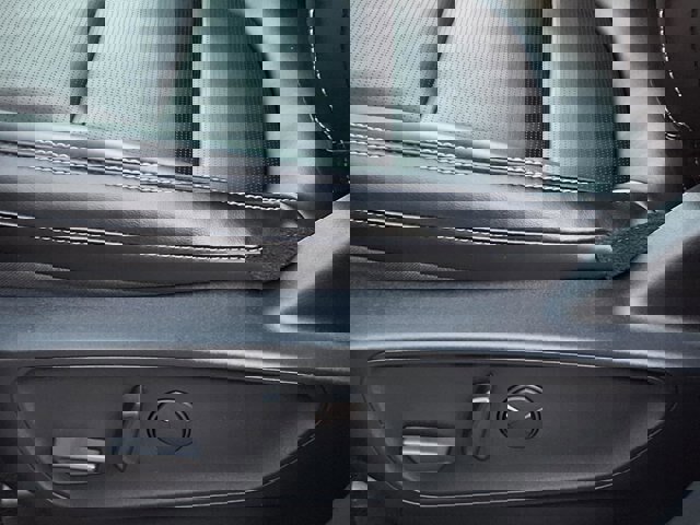 Certified 2024 Ford Escape Platinum image 7