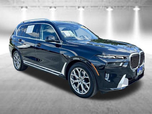 Used 2024 BMW X7 xDrive40i AWD/4WD image 3