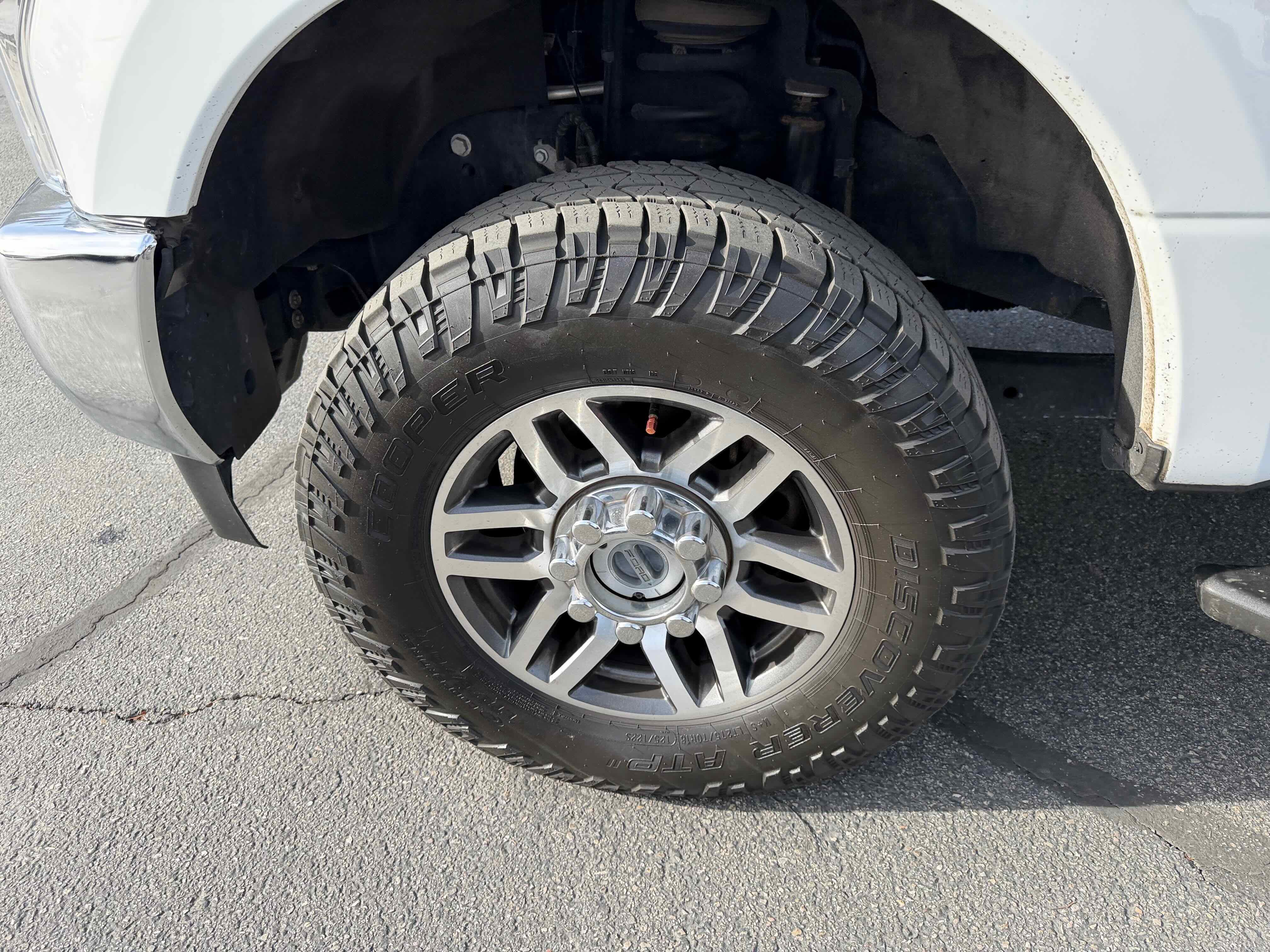 Certified 2017 Ford F350 Lariat w/ Lariat Value Package image 14