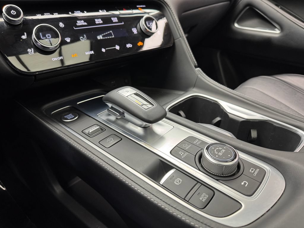 Used 2023 INFINITI QX60 Luxe w/ Performance Audio Package AWD/4WD image 19