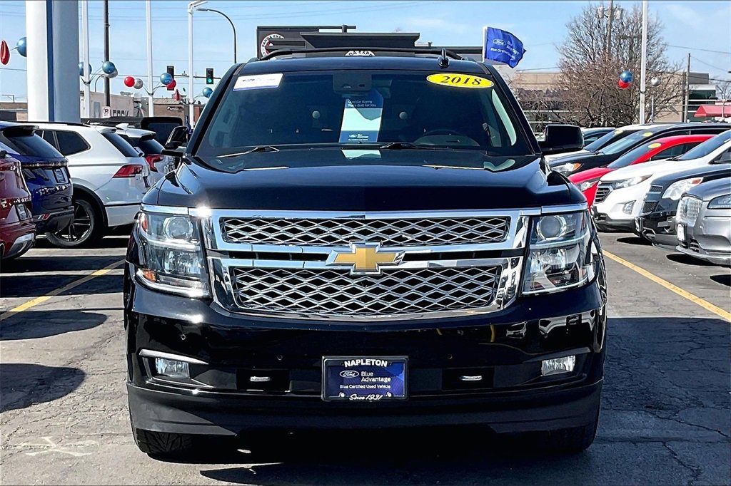 Used 2018 Chevrolet Tahoe LT w/ LT Signature Package image 2