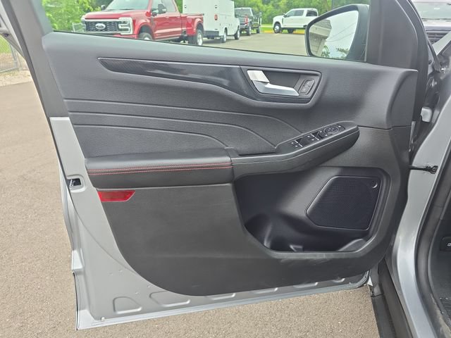 Certified 2024 Ford Escape ST-Line w/ Tech Pack #1 AWD/4WD image 11