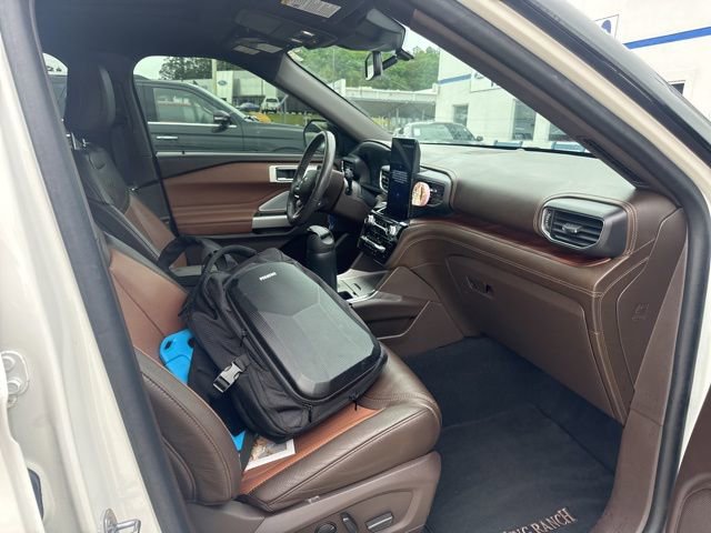 Certified 2023 Ford Explorer King Ranch w/ Technology Package AWD/4WD image 27