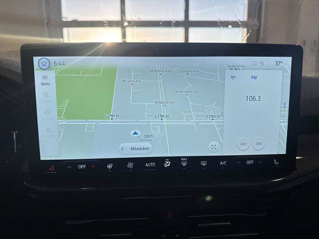 Certified 2025 Ford Escape ST-Line w/ Tech Pack #1 AWD/4WD image 13