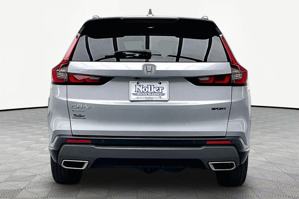 Used 2025 Honda CR-V Sport-L image 4