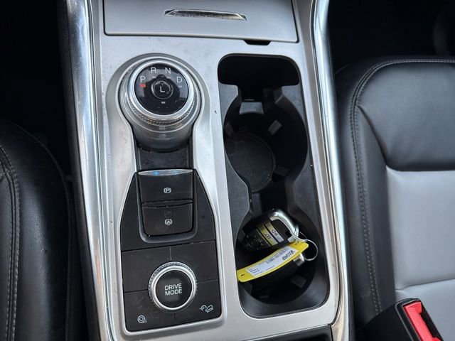 Certified 2022 Ford Explorer XLT w/ Equipment Group 202A image 28