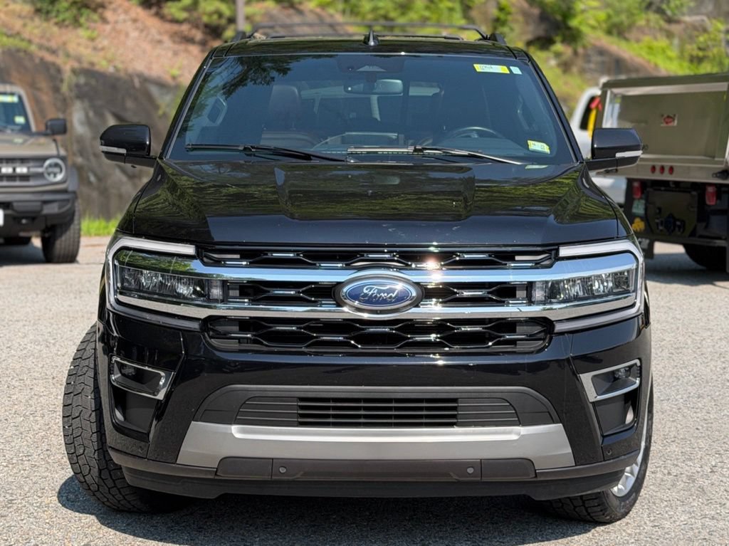 Certified 2024 Ford Expedition Limited AWD/4WD image 2