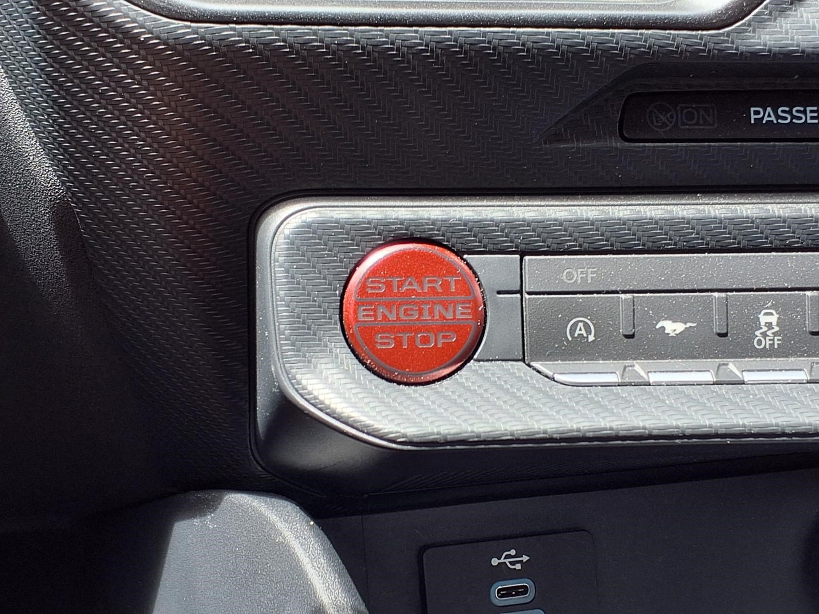 Certified 2025 Ford Mustang Coupe RWD image 26