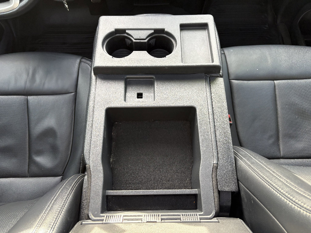 Certified 2022 Ford F350 Lariat w/ Camper Package image 26